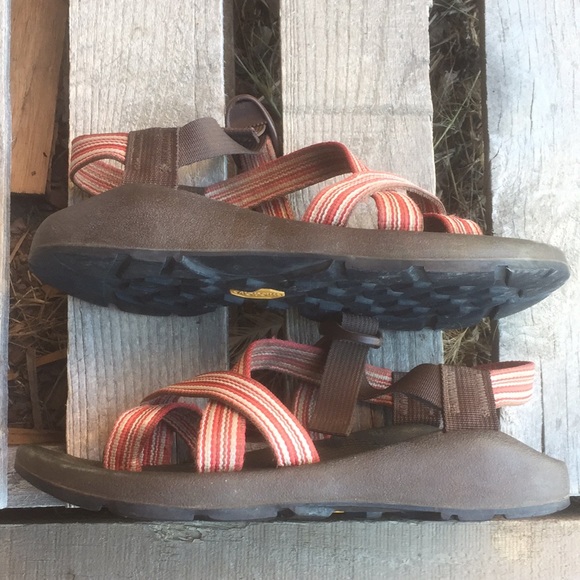 Chaco’s 8 Regular. Sport Sandals.Desert Sunset Colors. Vibram Sole.VGU - Picture 7 of 12